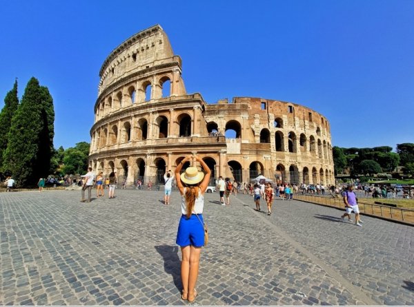 Koloseum, czyli symbol Włoch, a nawet całej Europy. 
